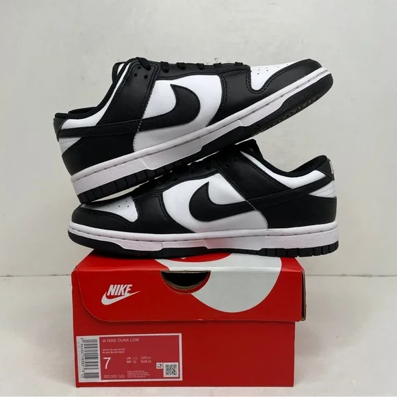 Nike Dunk Low WMNS “Panda/Black White” 2023 - Picture 3 of 4